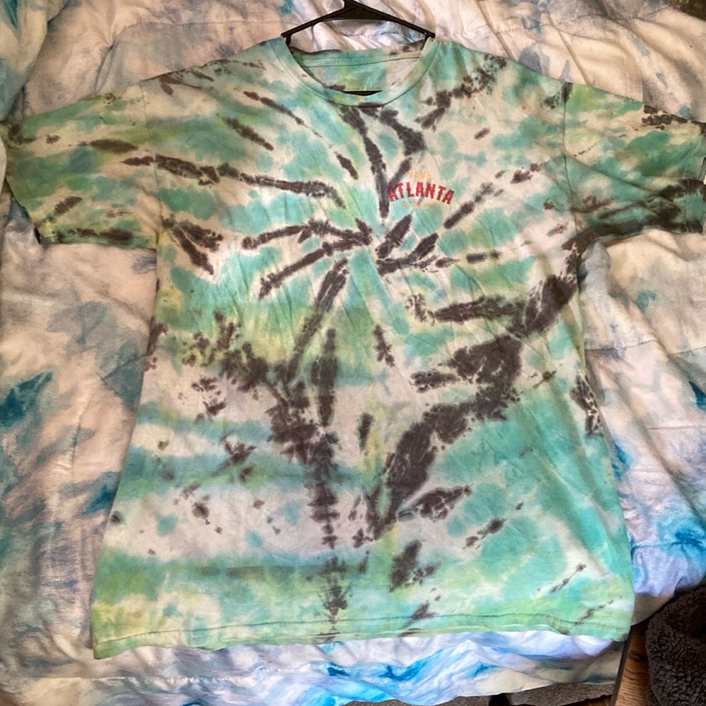 Tie dyed Vans t shirt size large almost brand new besides me tie dying it